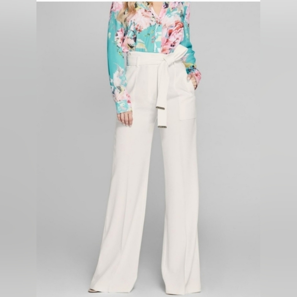 MARCIANO LA WOMEN'S WIXSON EYE LEG WHITE PANTS SIZE 4 NWT